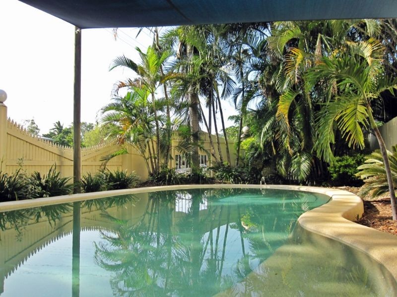 Yorkeys Knob QLD 4878