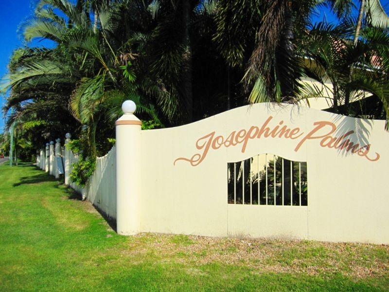 Yorkeys Knob QLD 4878