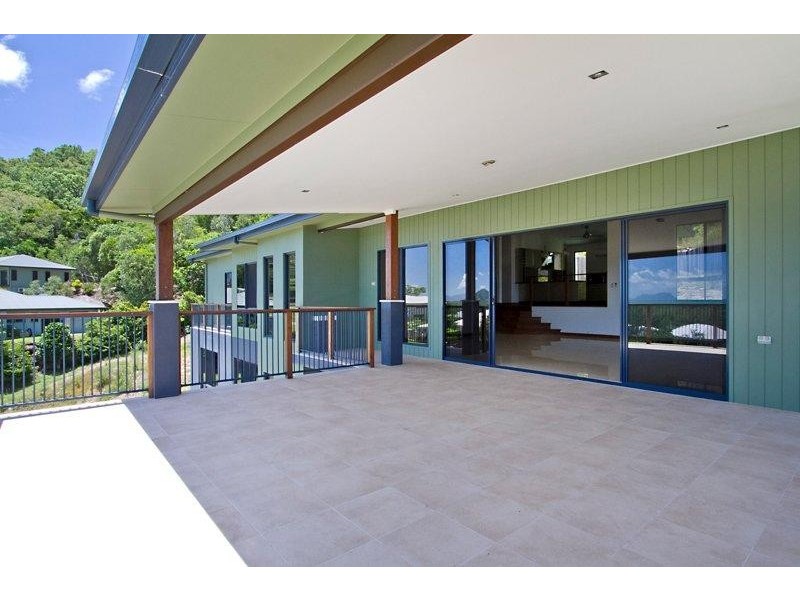 18 Savannah Street, Palm Cove QLD 4879