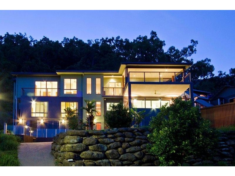 18 Savannah Street, Palm Cove QLD 4879