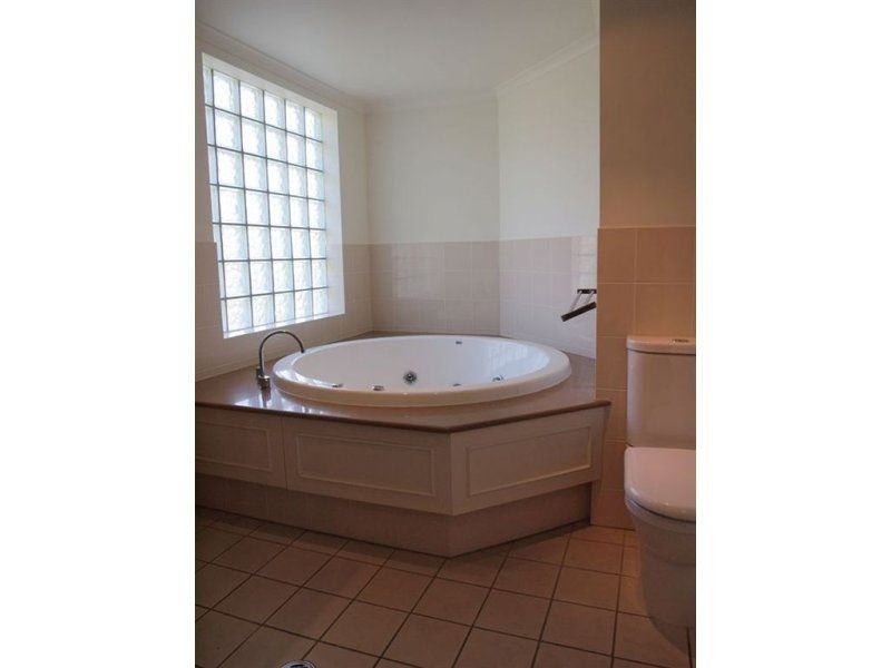 333/46-63 Williams Esplanade, Palm Cove QLD 4879