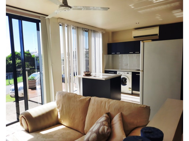 Palm Cove QLD 4879