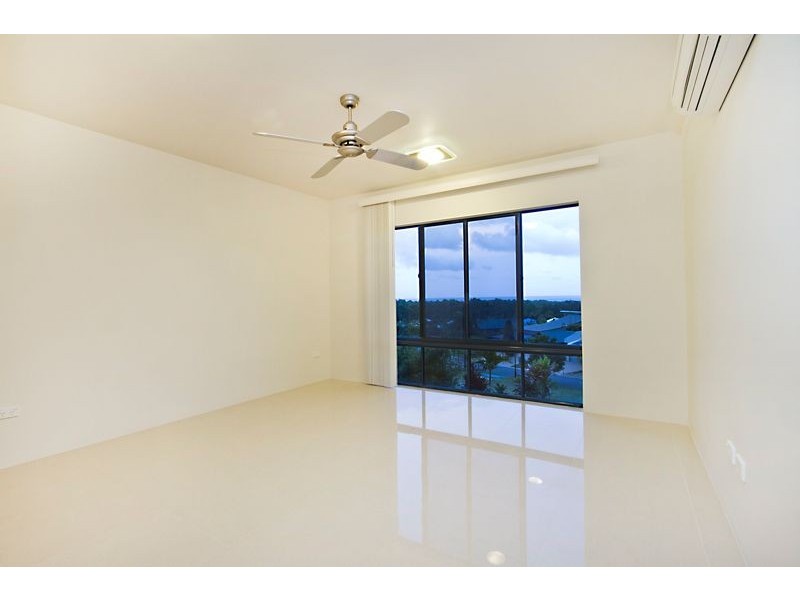 18 Savannah Street, Palm Cove QLD 4879