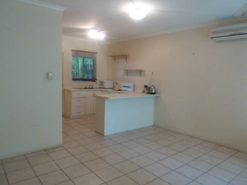 9/25 – 27 Fairweather Street, Yorkeys Knob QLD 4878