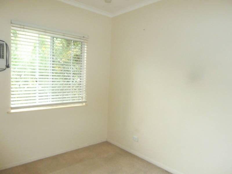 9/25 – 27 Fairweather Street, Yorkeys Knob QLD 4878