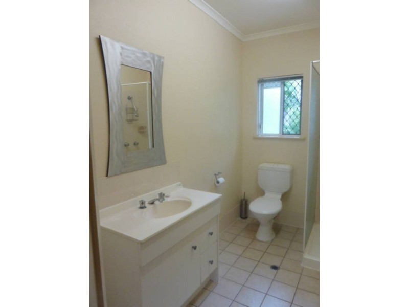 9/25 – 27 Fairweather Street, Yorkeys Knob QLD 4878