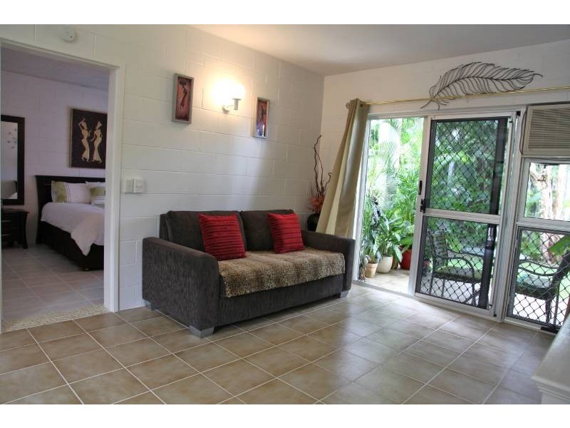 Trinity Beach QLD 4879