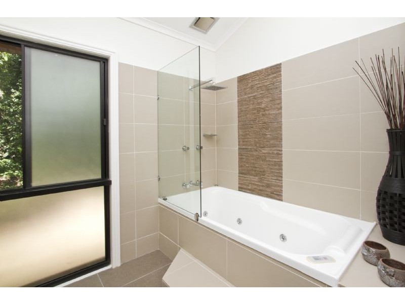 4 Justine Close, Trinity Beach QLD 4879