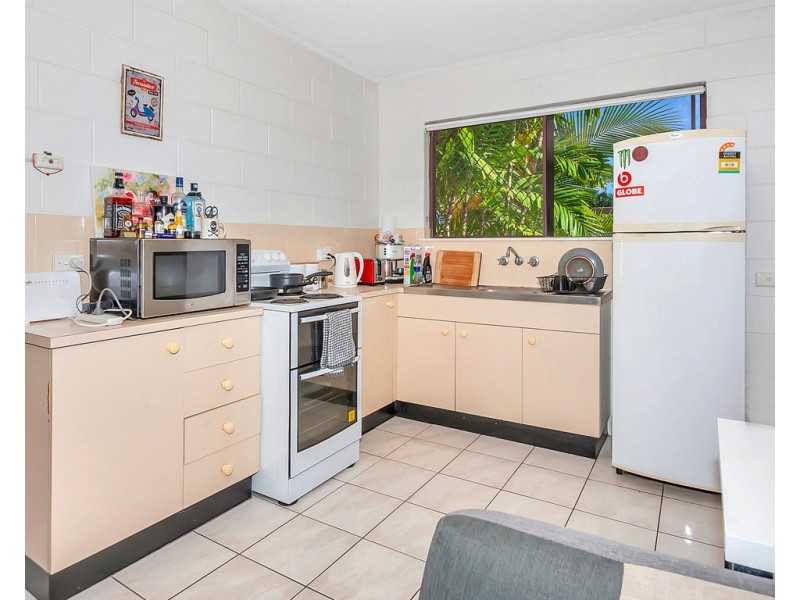 10/63 Moore Street, Trinity Beach QLD 4879