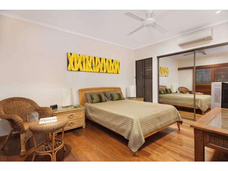 Clifton Beach QLD 4879