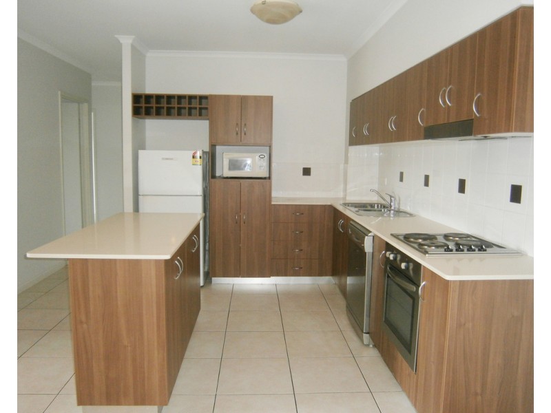 8/89-91 Ishmael Road, Earlville QLD 4870