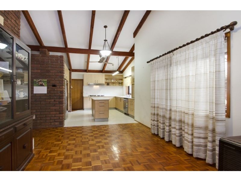 14 Slate Close, Brinsmead QLD 4870
