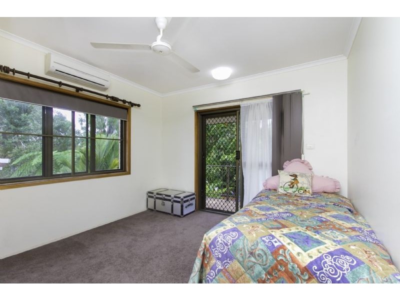 14 Slate Close, Brinsmead QLD 4870