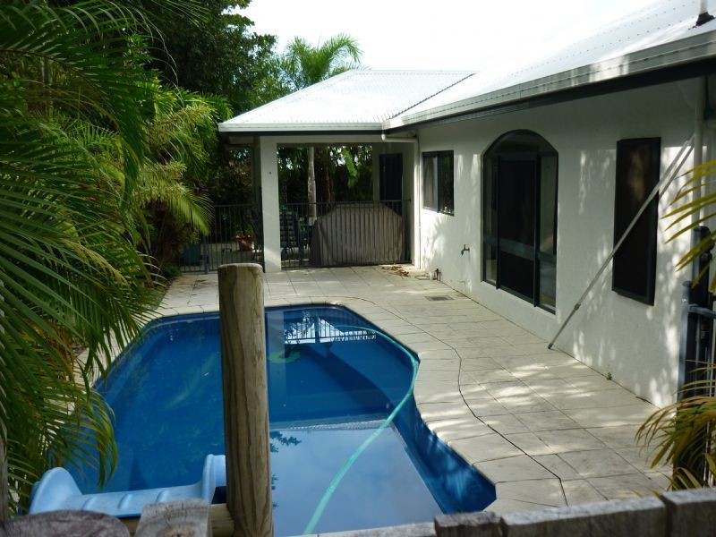 Kewarra Beach QLD 4879