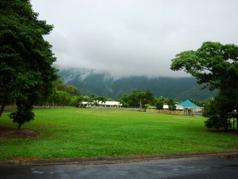 Kewarra Beach QLD 4879