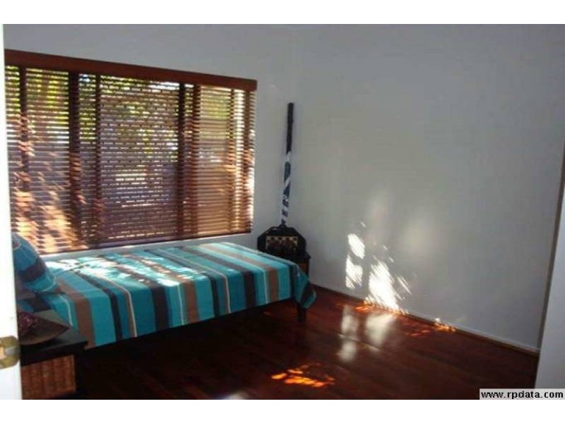 7 Bayu Close, Redlynch QLD 4870