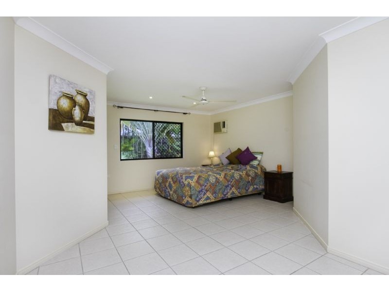 Kewarra Beach QLD 4879
