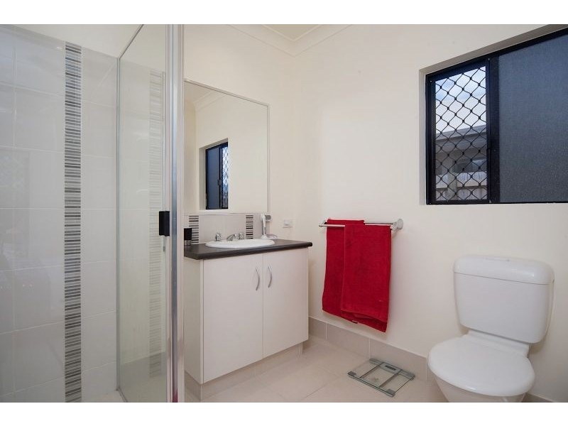 6 Newberry Street, Smithfield QLD 4878