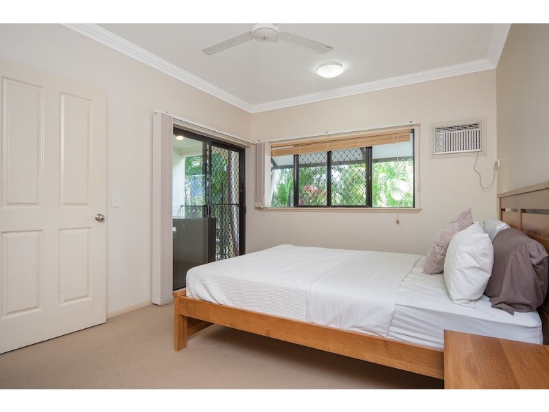 4/106 Moore Street, Trinity Beach QLD 4879