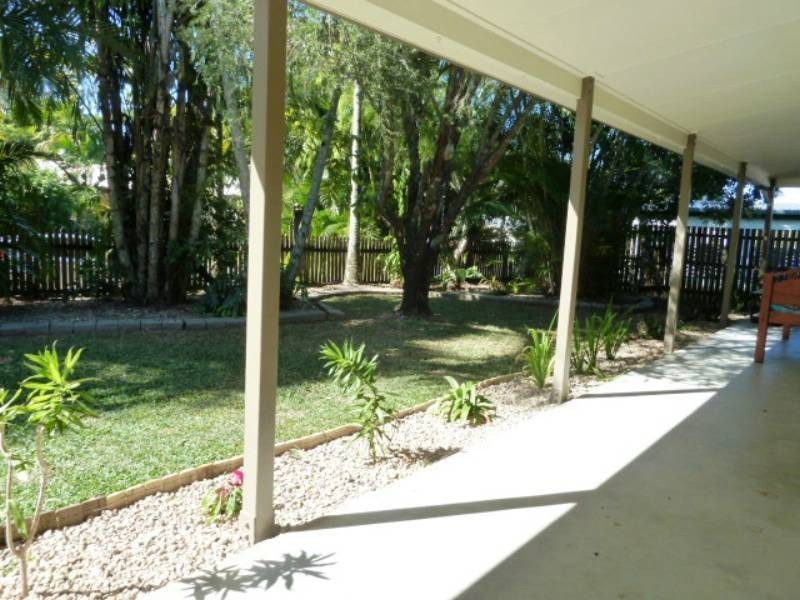 76 Survey Street, Smithfield QLD 4878