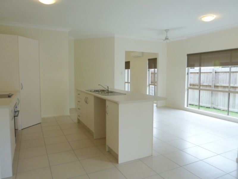 7 Selwyn Circuit, Trinity Park QLD 4879