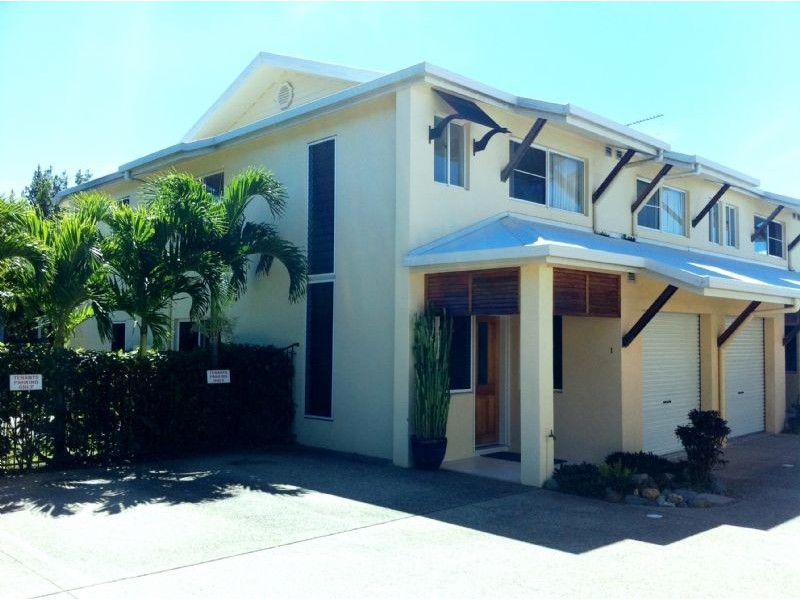 1/8 Oyster Court, Trinity Beach QLD 4879