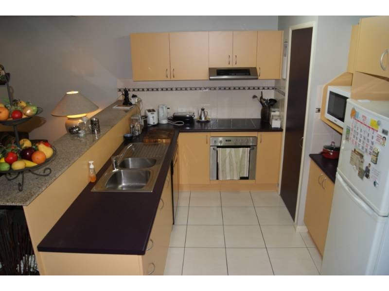 1/8 Oyster Court, Trinity Beach QLD 4879