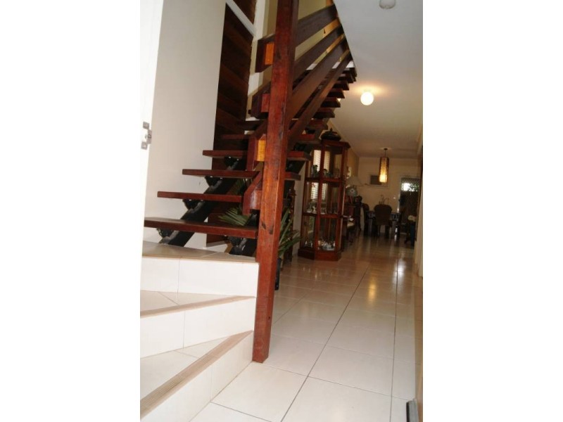 1/8 Oyster Court, Trinity Beach QLD 4879