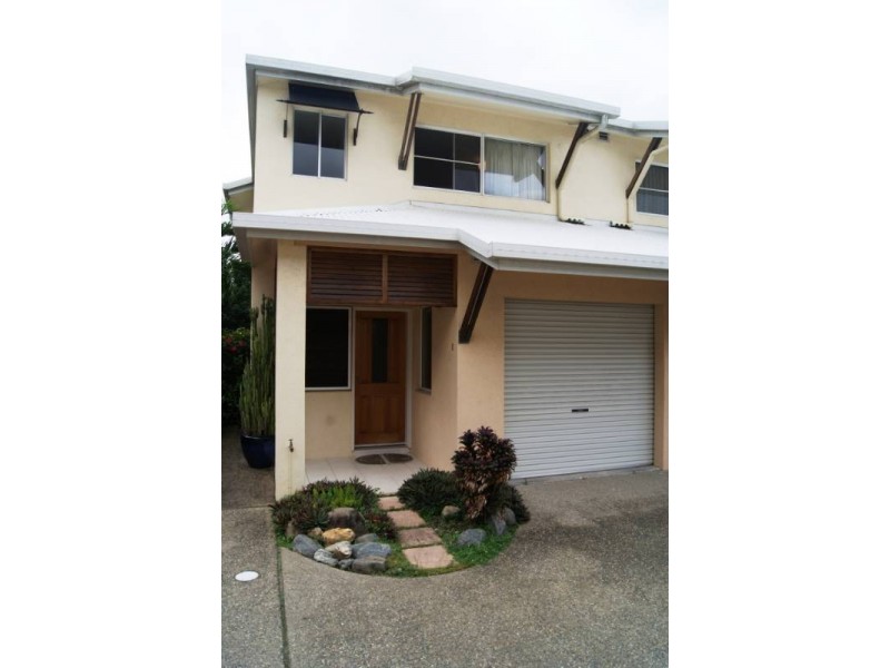 1/8 Oyster Court, Trinity Beach QLD 4879