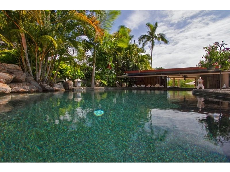 Trinity Beach QLD 4879