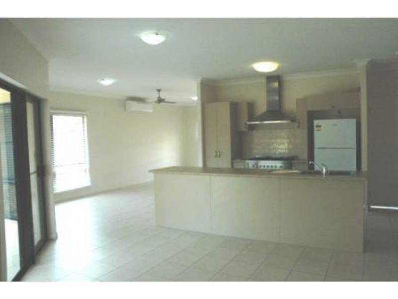 77 Landsborough Drive, Smithfield QLD 4878