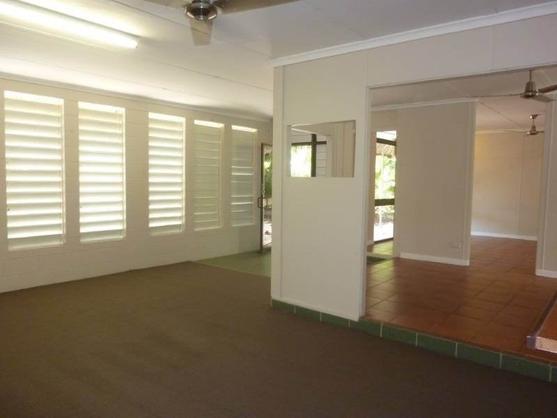 Clifton Beach QLD 4879