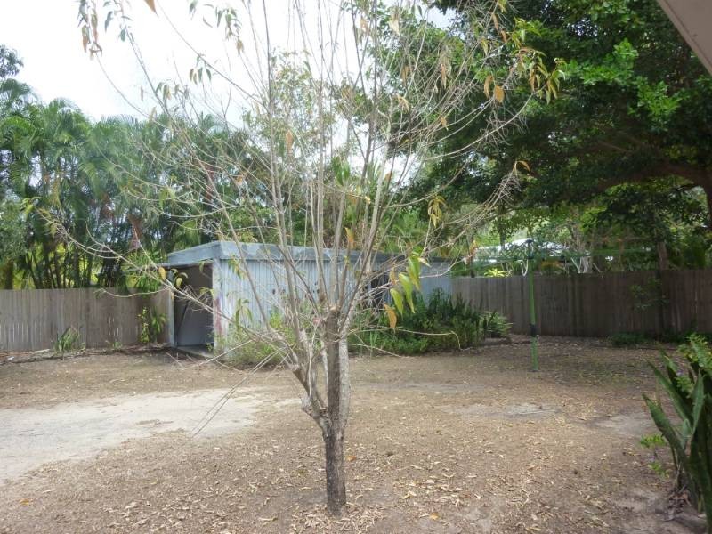 Clifton Beach QLD 4879