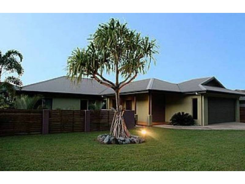 26 Moore Road, Kewarra Beach QLD 4879