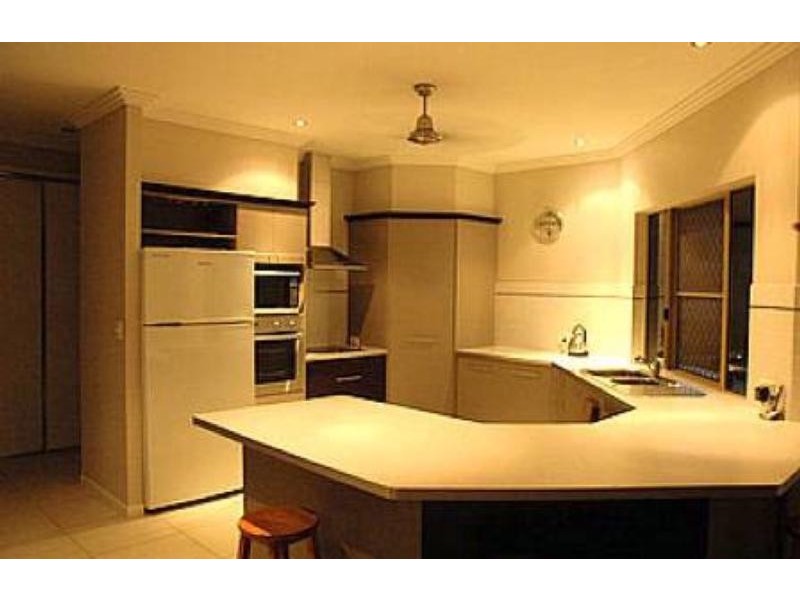 26 Moore Road, Kewarra Beach QLD 4879