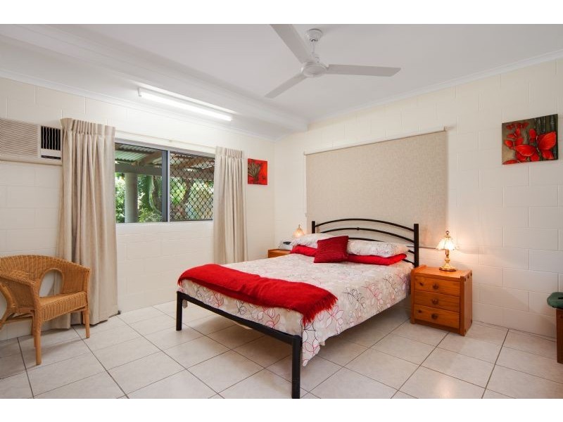 14 Cambrian Avenue, Smithfield QLD 4878