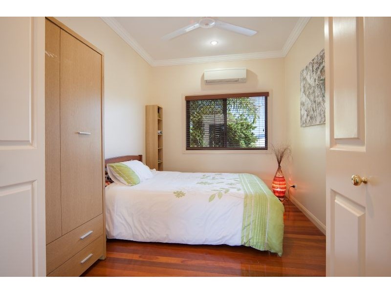 23 Lookout Terrace, Trinity Beach QLD 4879