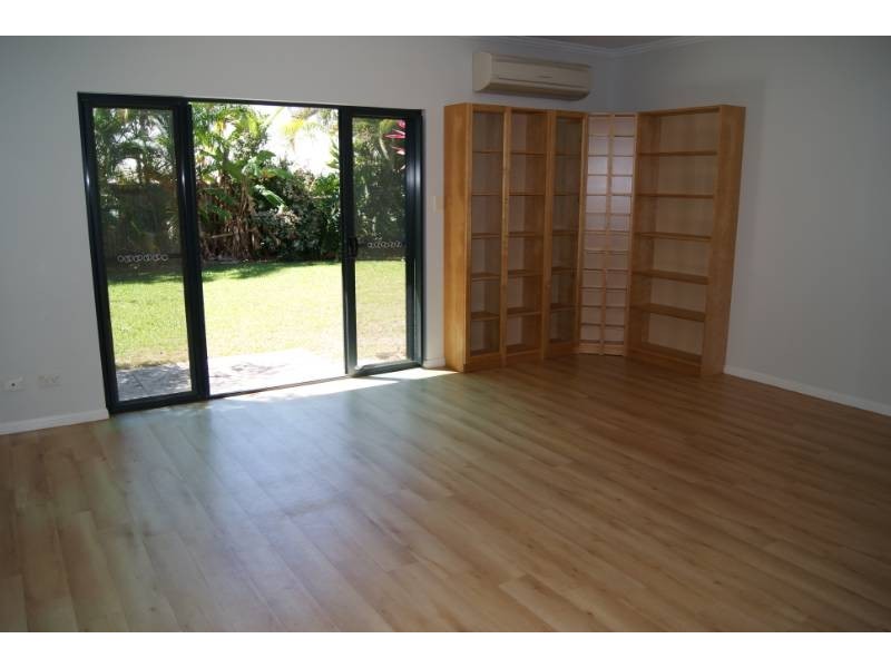 44 Moore Road, Kewarra Beach QLD 4879