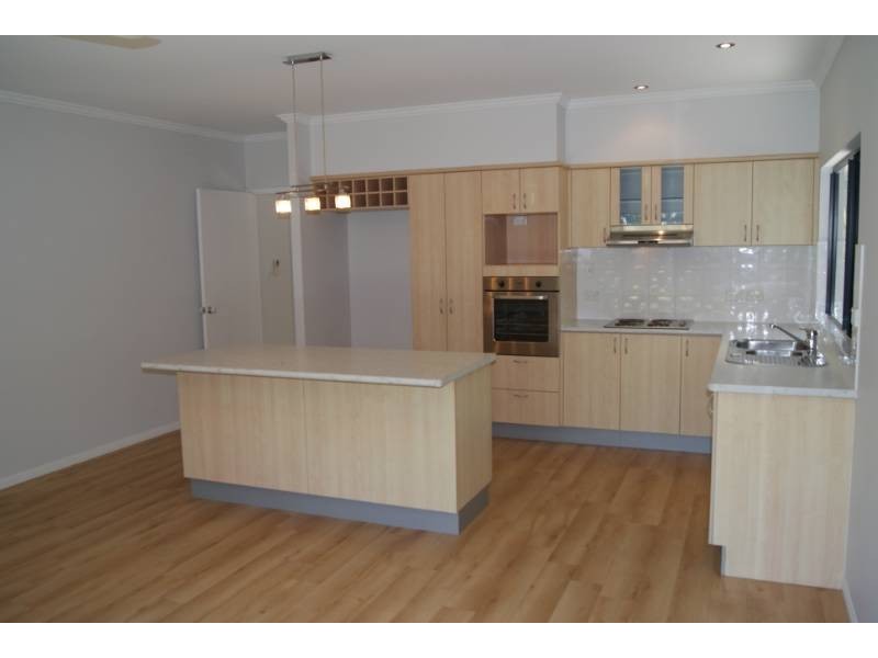 44 Moore Road, Kewarra Beach QLD 4879