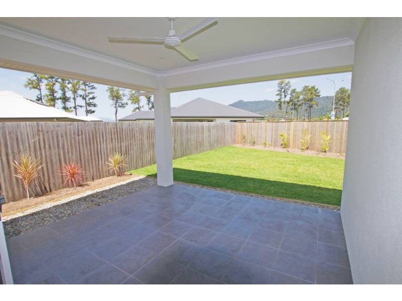 42 Fossilbrook Bend, Trinity Park QLD 4879