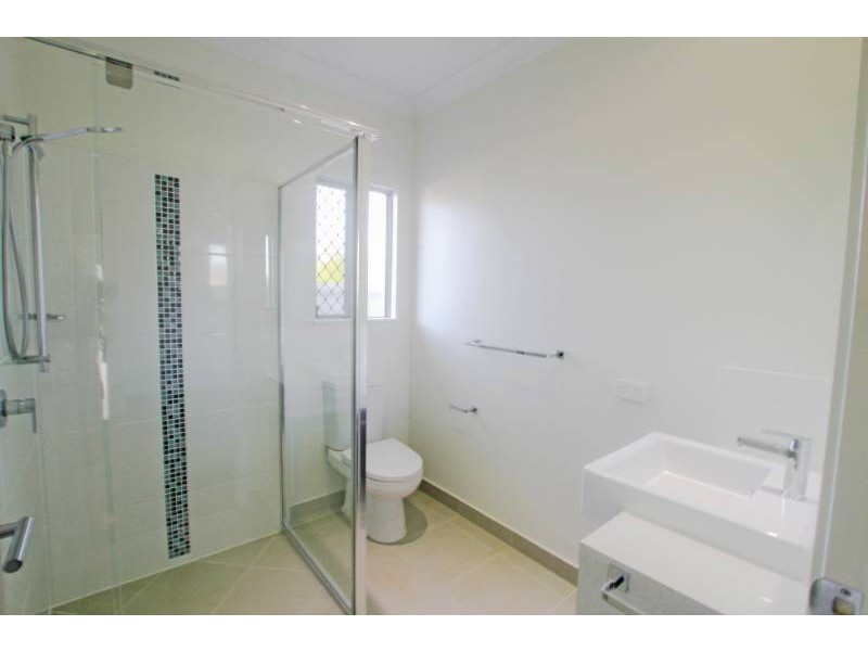 42 Fossilbrook Bend, Trinity Park QLD 4879