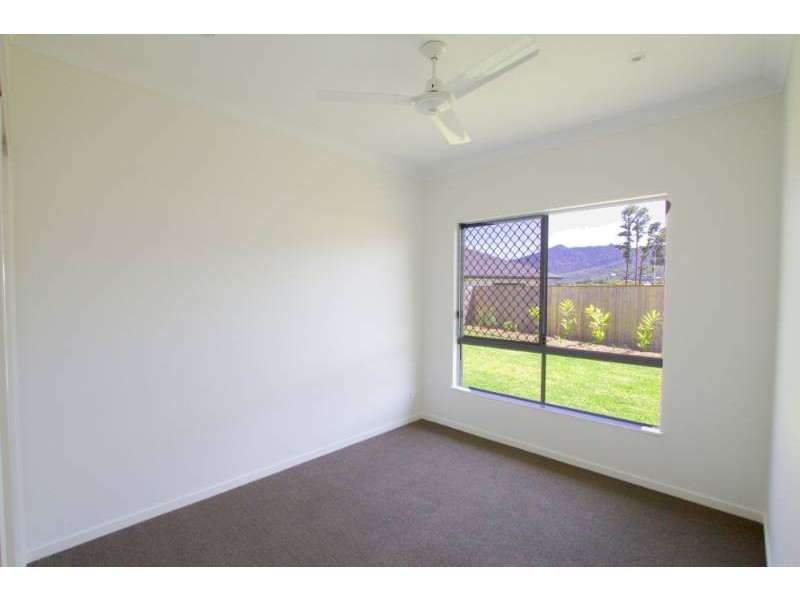 42 Fossilbrook Bend, Trinity Park QLD 4879