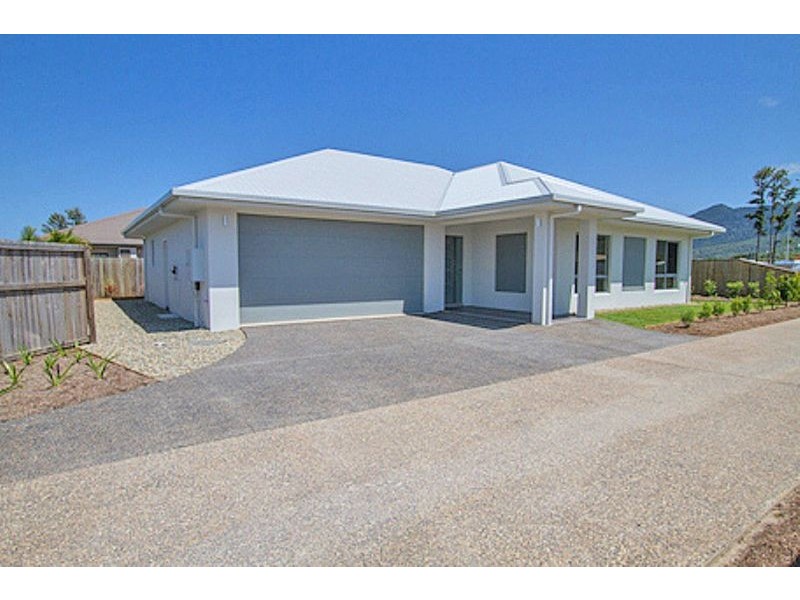 42 Fossilbrook Bend, Trinity Park QLD 4879