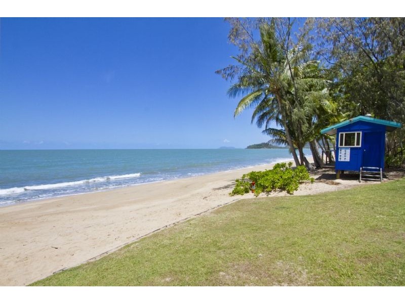 4 Barrier Close, Clifton Beach QLD 4879