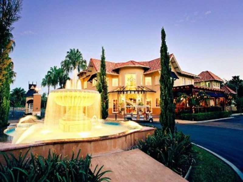 306/2 Greenslopes Street, Cairns North QLD 4870