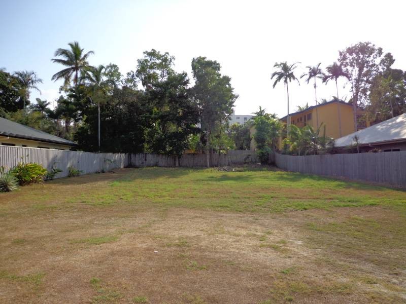 Trinity Beach QLD 4879