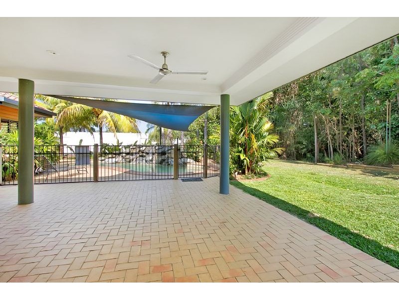 Palm Cove QLD 4879
