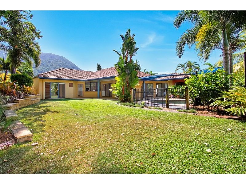 Palm Cove QLD 4879