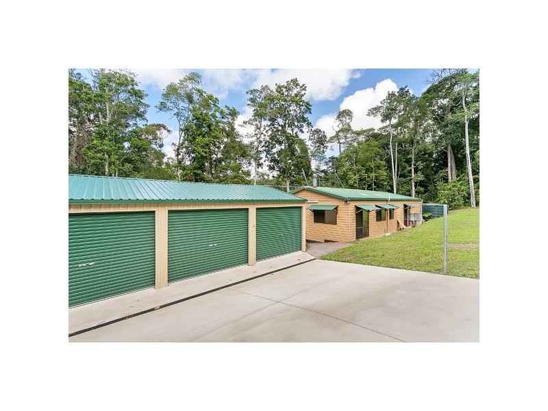 8 Bangalow Place, Kuranda QLD 4881