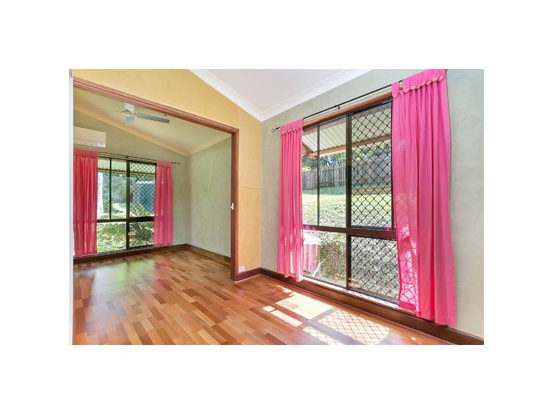 8 Bangalow Place, Kuranda QLD 4881